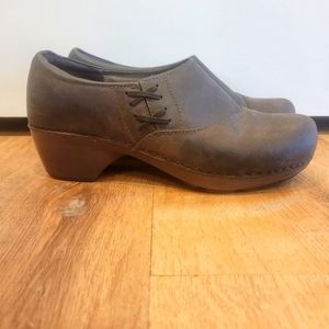 Dansko Stacie Leather Clog